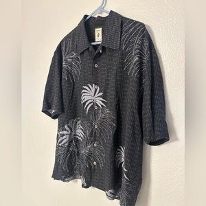 Jamaica Jaxx 100% Silk Tropical Palm Print Button Down Shirt - XL.